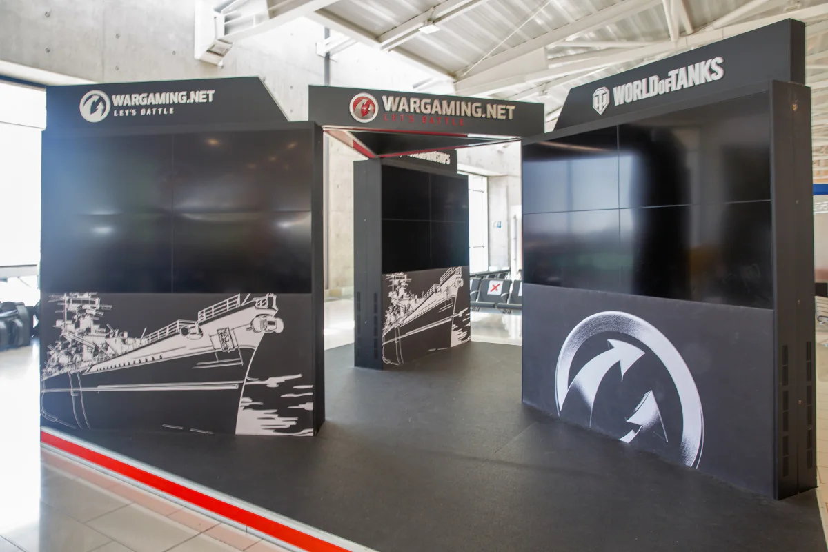 Interactive engagement displays used for kiosks wayfinding and attendee product exploration at an event