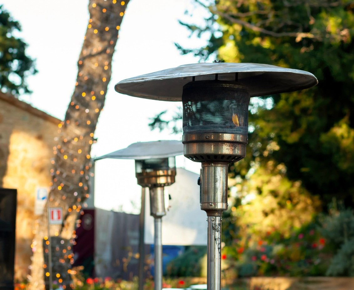 Portable temporary event heaters supporting an outdoor professional event environment
