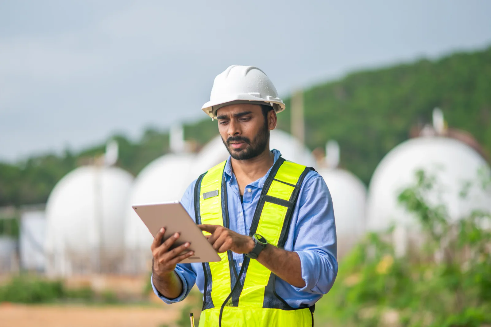 Samsung Galaxy mobile deployment for Android-first field teams, temporary staff, and short term operations