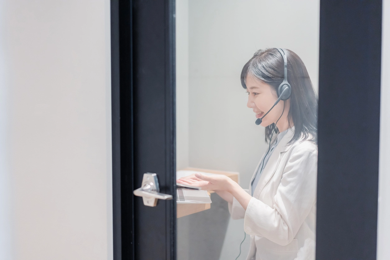 Interpreter booth for simultaneous conference interpretation services
